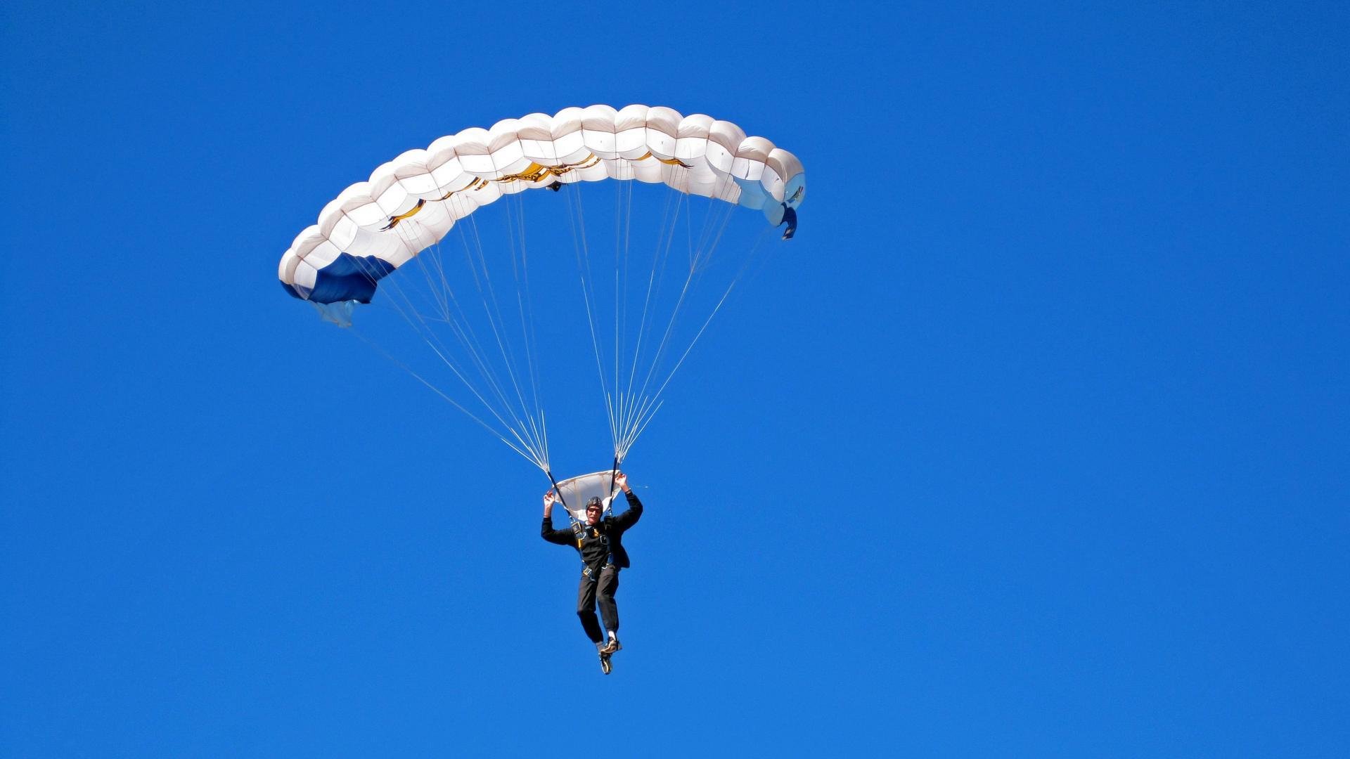 东契奇赛后称球队更信任彼此,东契奇回应