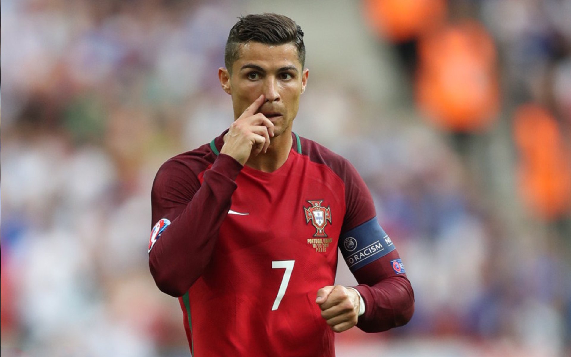 波尔曼的传球与个人能力让袋鼠队在比赛中占据主动，波尔曼斯